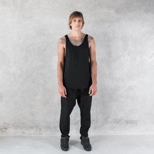 Herren schwarz Tanktop, Herren Schwarz Bio-Baumwoll Tank, Herren Schwarz Tank, Herren Top, Herren Schwarz Tank Bio, Herren Dark Fashion, Herren Brennender Mann