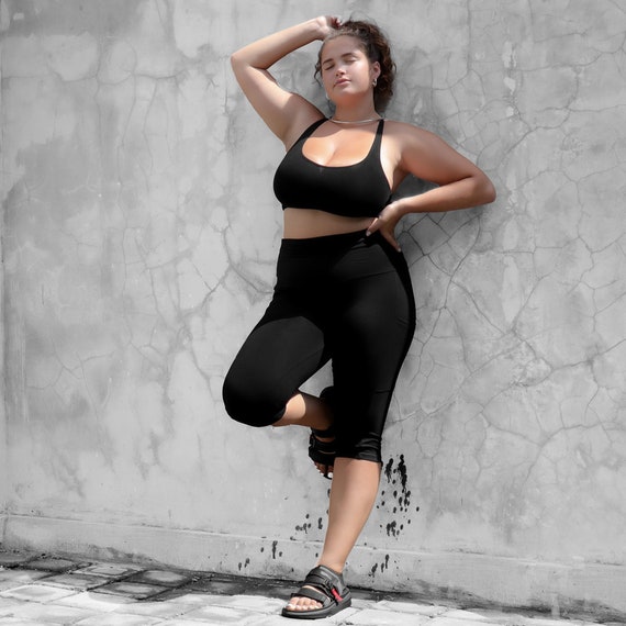 Curvy Black Leggings, Plus Size Yoga Pants Cropped, Curve Active