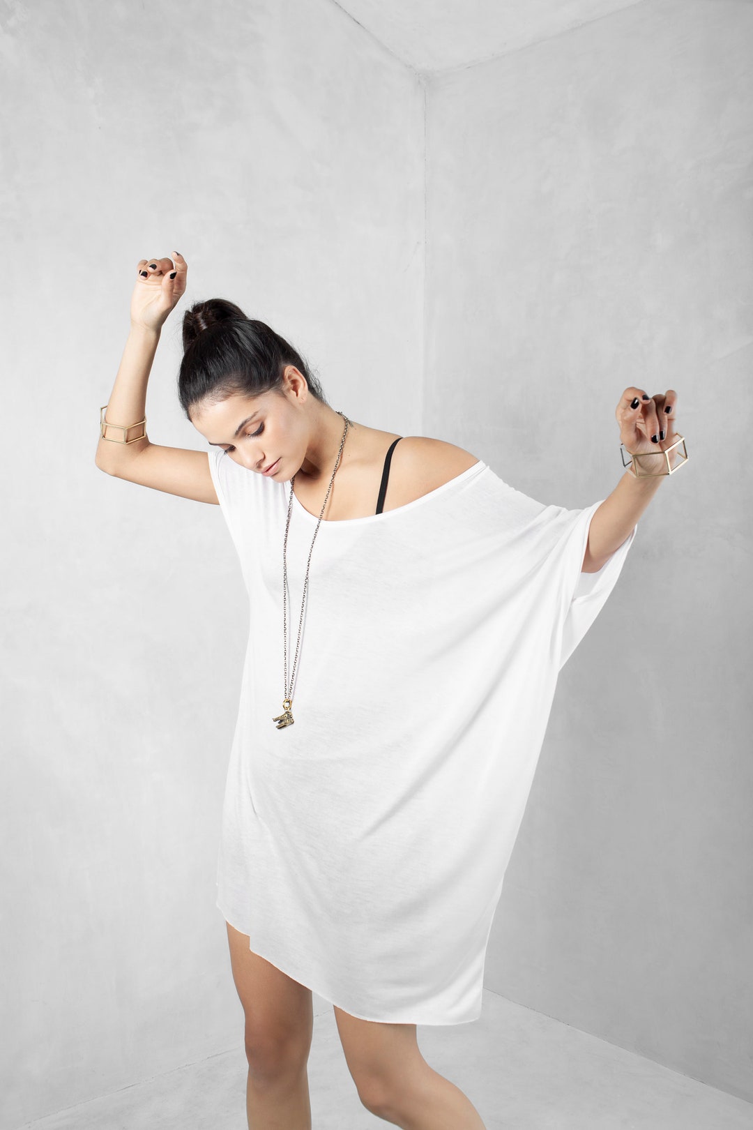 Off the Shoulder Dress, Asymmetric White T-shirt Dress, T-shirt Dress, Oversized  Dress, Draped Tunic, Eco Fashion, Organic Clothing - Etsy Canada