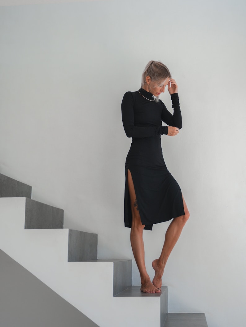 Elegant Long Sleeve Split Dress with Turtle Neck Bodycon Style, Sexy Evening Wear, Long Sleeve, Sexy Dress, Turtle Neck. image 2