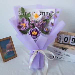 Handgefertigter gehäkelter Blumenstrauß, immerwährende Blumen zum Jubiläum, Geburtstag, Abschlussfeier, Valentinstag, Halloween, Muttertag, Geschenk für Sie