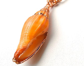 Burnt Orange & Brown Conch Shell Necklace. Liquid Rose Gold. MALIBU Collection. To Arrive in Gift Box w/Ribbon. Free Domestic Shipping.