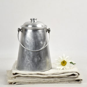 Small aluminum milk can vintage, Farmhouse kitchen wall hanging decor and storage metal