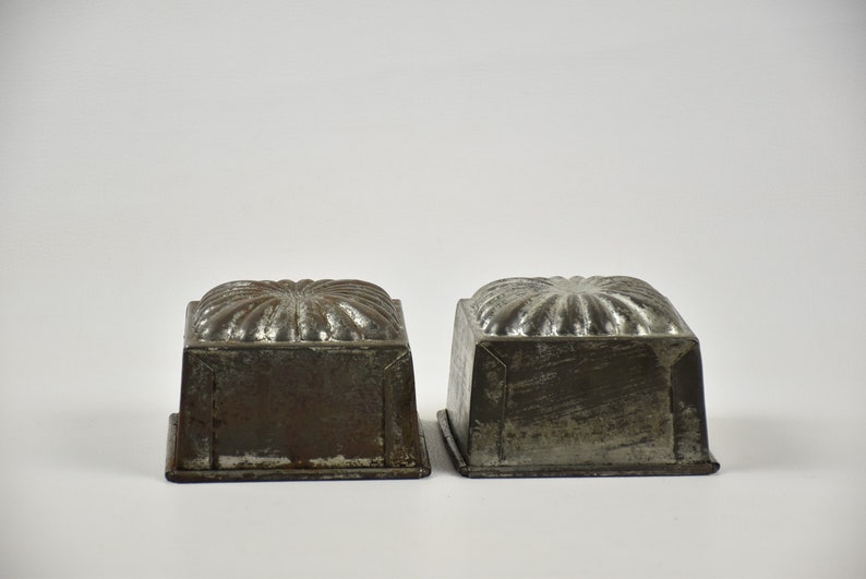 Ancien moules à gateaux carrés en fer : Patisserie et décoration cusine rustique image 5