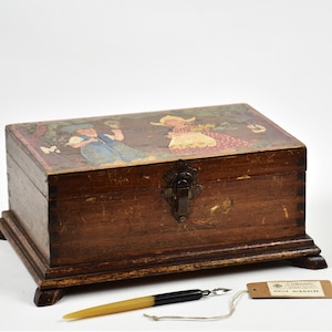 Ancien coffret en bois peint à la main avec compartiments - Monogramme MD - Cadeau vintage