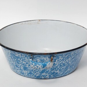 Vintage marbled blue enamel bowl, Kitchen and bathroom storage, Outdoor planter pot image 3