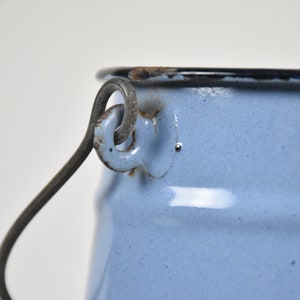 Blue enamelware milk can, Vase metal, Kitchen utensil holder, Farmhouse home decor vintage image 10