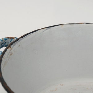 Vintage marbled blue enamel bowl, Kitchen and bathroom storage, Outdoor planter pot image 9