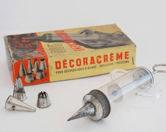 Vintage cake decorating tools, Syringe pastry chef with nozzles and box, Kitchen utensil