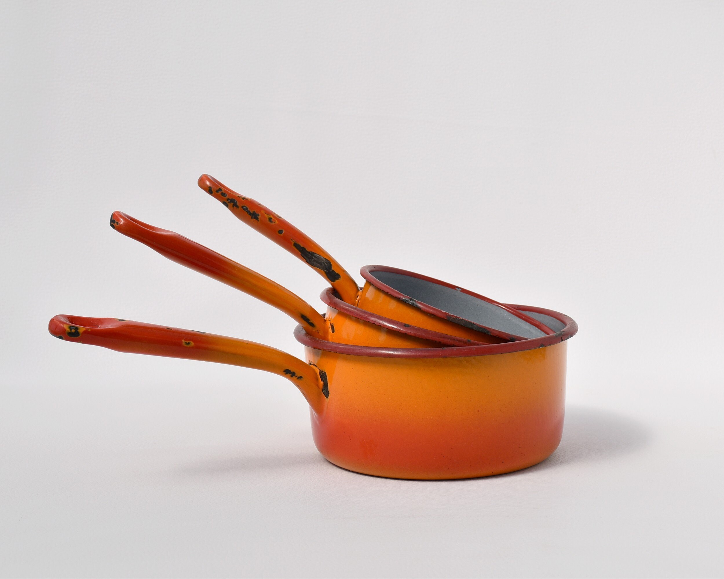Lot de 3 Anciennes Casseroles Émaillées Orange