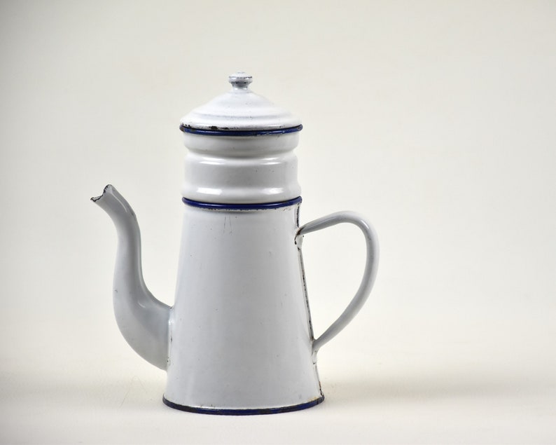 Small white enamel coffee pot : Vintage barware gift Farmhouse kitchen decor image 4