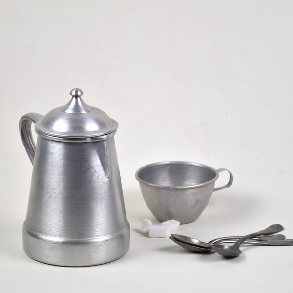 Ancien pot aluminium : Cafetière - Théière  ou chocolatière pour petit déjeuner