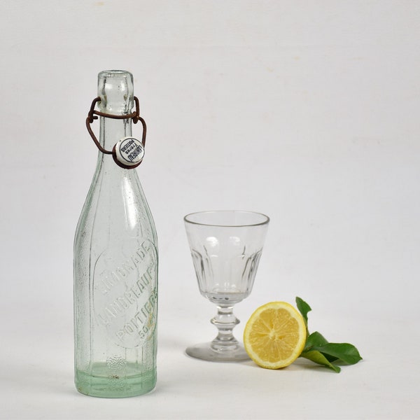 Ancienne bouteille à limonade en verre avec bouchon, Décoration bar