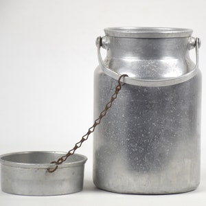 Ancien pot à lait ou laitière en aluminium avec couvercle, Bourgeat image 7