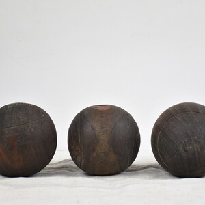 Vintage wooden balls Petanque boules Gift for men Set of three image 5