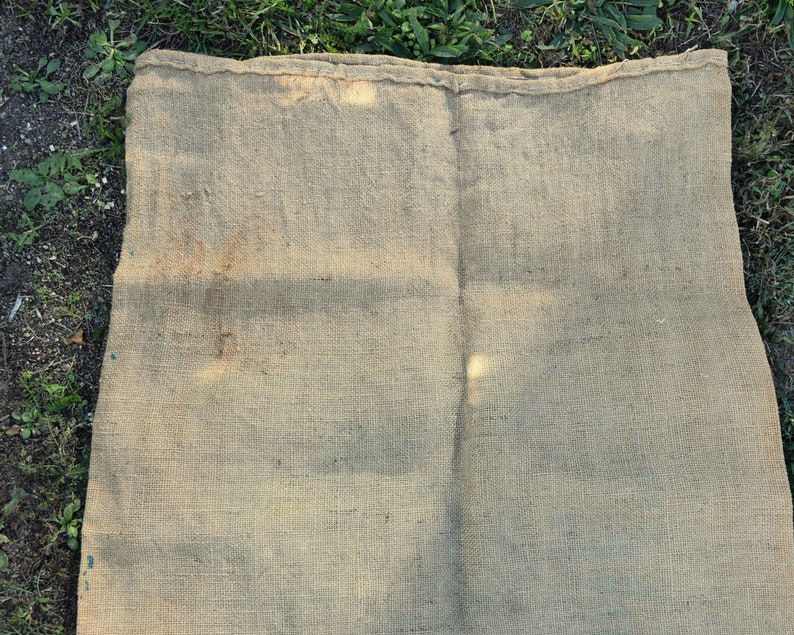 Vintage grain sack with stork, Upholstery fabric, Farmhouse wall decor image 9