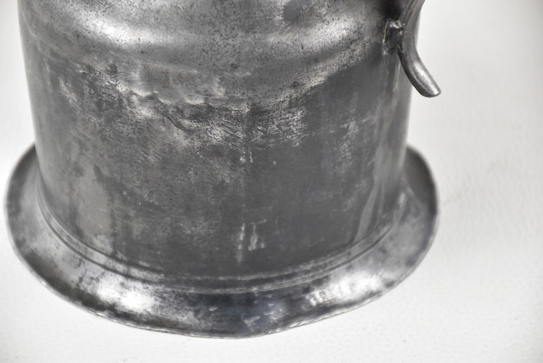 Vintage pewter pitcher with lid for home decor : Ornament for painter Spouted pot with acorn pattern image 10