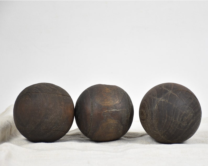 Vintage wooden balls Petanque boules Gift for men Set of three image 3