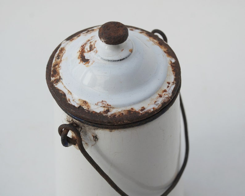 Vintage white enamel milk can, Farmhouse home decor image 8