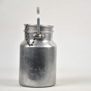 Ancien pot à lait ou laitière en aluminium avec couvercle, Bourgeat image 5