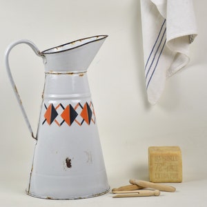 White Enamel Pitcher Jug with pattern : Metal vase for patio decor - Outdoor gardening