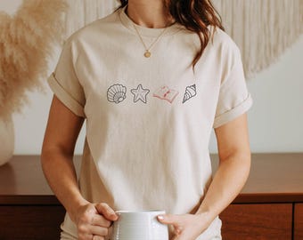 Shell Book Summer Shirt, Bookish Summer Shirt, Beach Reading Shirt, Summer Book Shirt, Gift for Readers, Book Lover Shirt