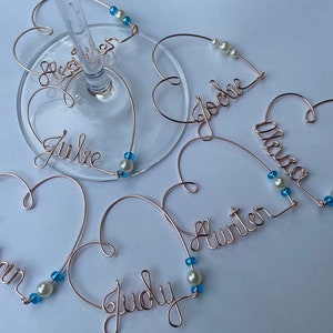 Marcador de taça de vinho personalizado com nome, lembrancinha de casamento