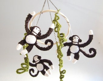 Baby mobile, monkeys, crib, brown, white, nursery decor, eco friendly, organic, cosy, shower gift
