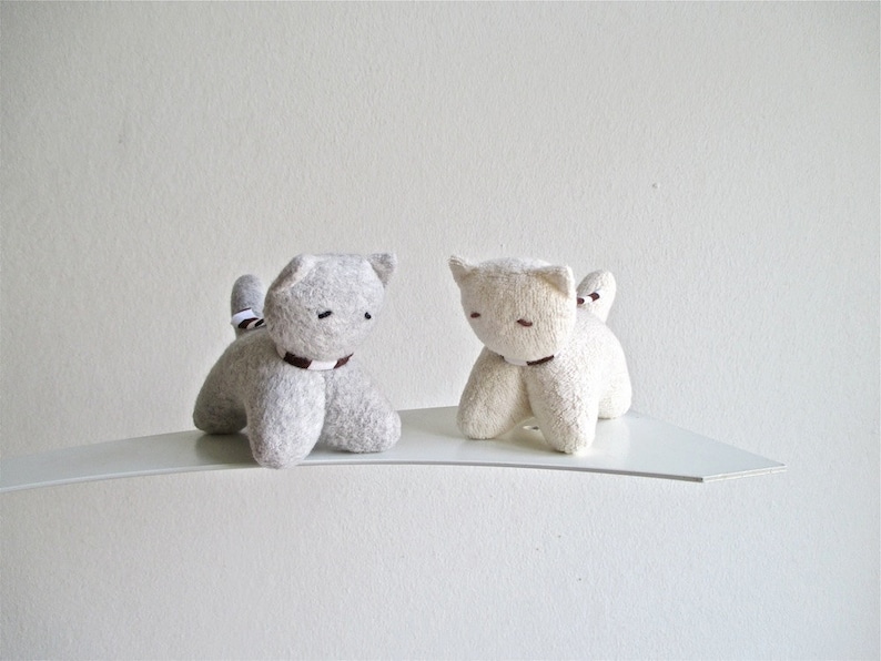 gray Waldorf wool cotton animal Cat organic kitten cream child toy white grey gift