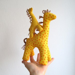 Giraffe with baby, giraffe toy set image 4