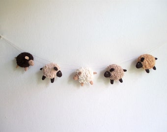 Sheep garland, garland with sheep, garland for nursery, beige nursery decor, lambs garland, plush sheep garland, sheep wall decor