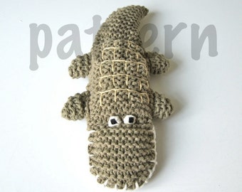 Crocodile Knitting Pattern, Stuffed Animal Toy (PDF Pattern)