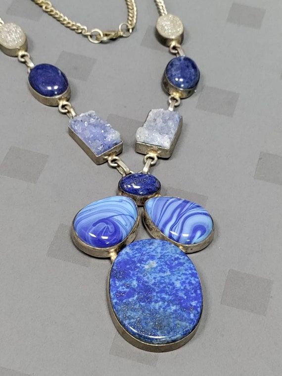 Blue Lapis Lazuli Agate and Quartz Gemstone Bib St