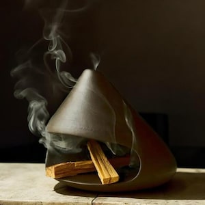 Handcrafted Ceramic Palo Santo Holder: Zen Incense Burner
