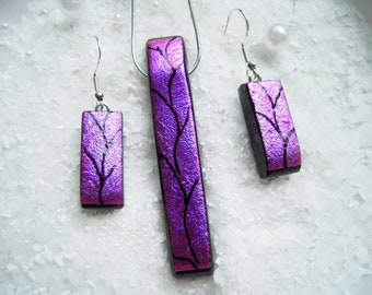 Magenta Rose Gold Dichroic Fused Glass Pendant and Earrings set D022