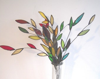 Estaca de vitral con hojas 3D: arte de jardín hecho a mano