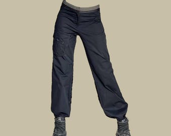 Pantaloni cargo Utility Gorpcore Baggy, entro il 2026, realizzati in Francia.