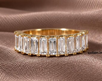 Anillo de boda con diamantes talla baguette cultivados en laboratorio, anillo de eternidad hecho a mano, delicado regalo de aniversario para ella.