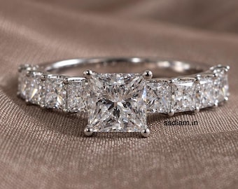 Anillo de compromiso Princess con diamantes cultivados en laboratorio, diamantes de acento Princess, anillo de aniversario personalizado, regalo para ella.