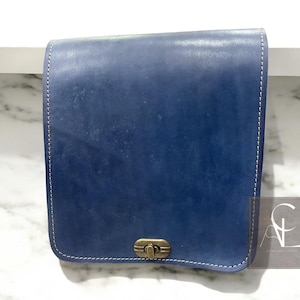 Bolso de hombro de cuero azul / Bolso bandolera hecho a mano / Bolso minimalista de cuero para mujer / Cartera de cuero marroquí