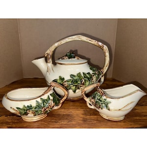 McCoy 1940&#39;s Vintage Ivy Tea Sugar Creamer Set