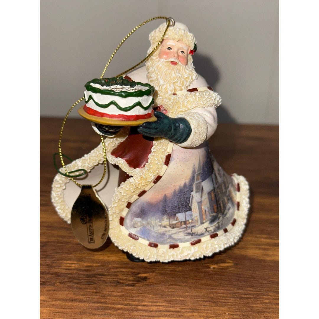 Ashton Drake Old World Santa Sharing the Warmth of the Holidays ...