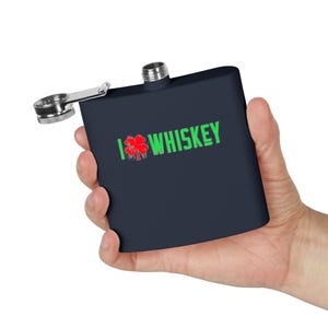 Shamrock Whiskey Flask: Stainless Steel St. Patrick&#39;s Day Gift