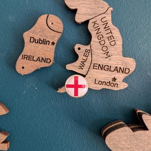 Flaggen Pin für Holzweltkarte England Flagge Pin - Genieße den Holz Pin - Landkarte Pin