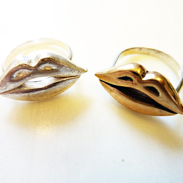 Hot Lips Ring, Cast Bronze or Sterling Silver, Mouth, Smile Face, Body Jewelry, Kiss Rings, Valentine, Love