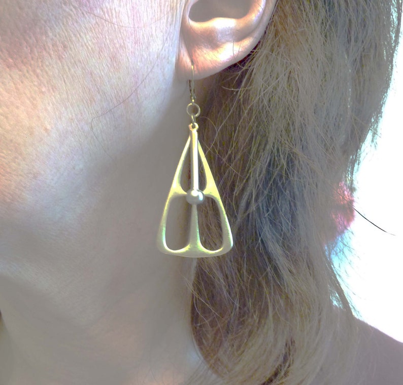 Mod Pendulum Earrings, Cast Bronze, Solid Brass Dangle, Geometric Triangle, Cut Out Gold Pendant, Vintage Style image 6
