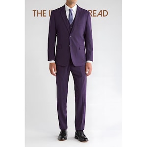 Men’s Deep Purple 3-Piece Slim Fit Suit Formal Wedding Blazer, Waistcoat & Trousers Set.