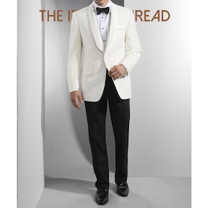 Men’s Off-White Shawl Collar Dinner Jacket with Black Pants Classic Formal Tuxedo Set.