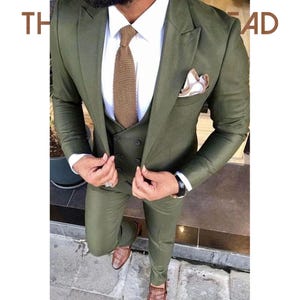 Men’s Olive Green Three Piece Suit Slim Fit Formal Tuxedo with Double-Breasted Vest.