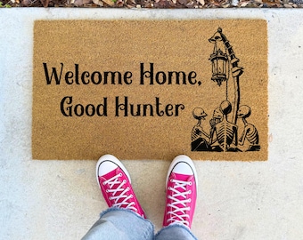 Welcome Home Good Hunter – 16x24" 17x30" 24x36" – Fantasy Game Inspired Doormat Coir Rug for Porch Entryway Gothic Gamer Gift Home Decor